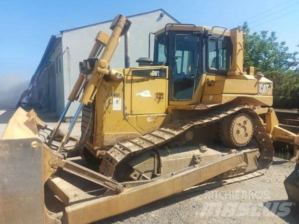CAT D6T XL Kāpurķēžu buldozeri