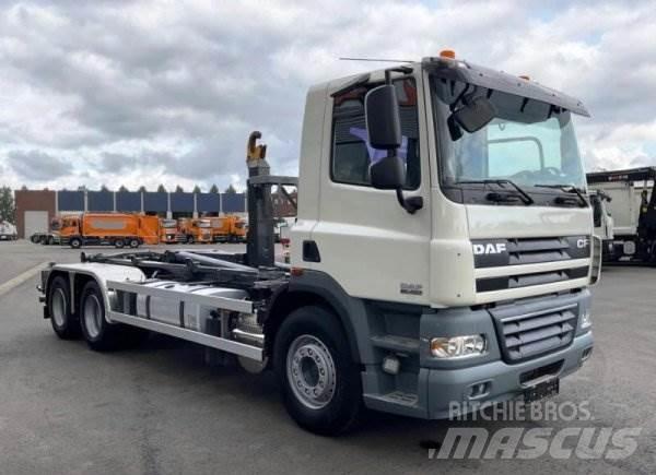DAF FAT CF 85 Treileri ar āķi