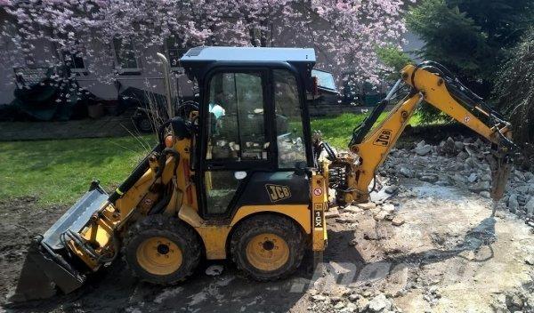 JCB 1 CX Ekskavatori-iekrāvēji