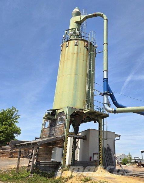  _JINÉ (CZ) DŘEVO TRUST Autocisterna