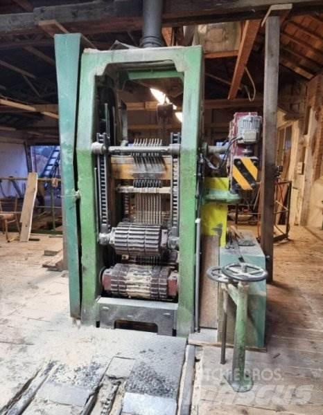  _JINÉ (CZ) G 710 Harvesteri