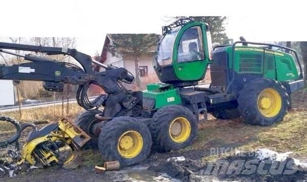 John Deere 1270 E 6W Zaru savācēji
