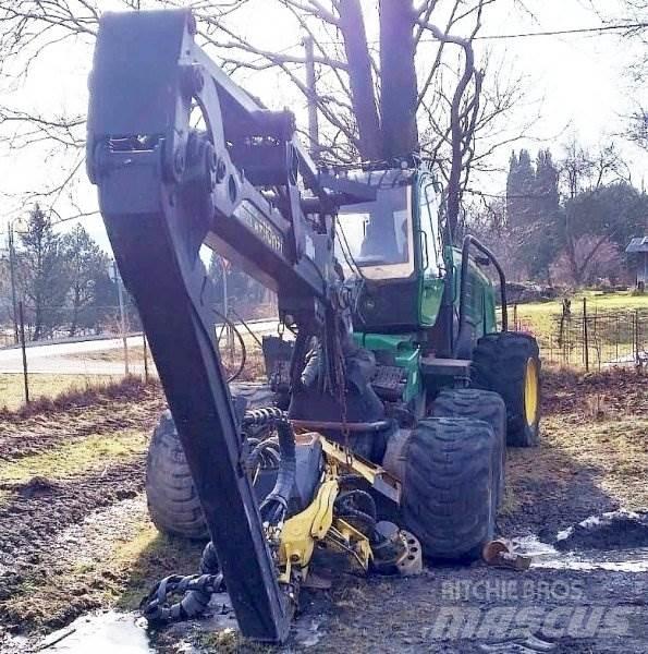 John Deere 1270 E 6W Zaru savācēji