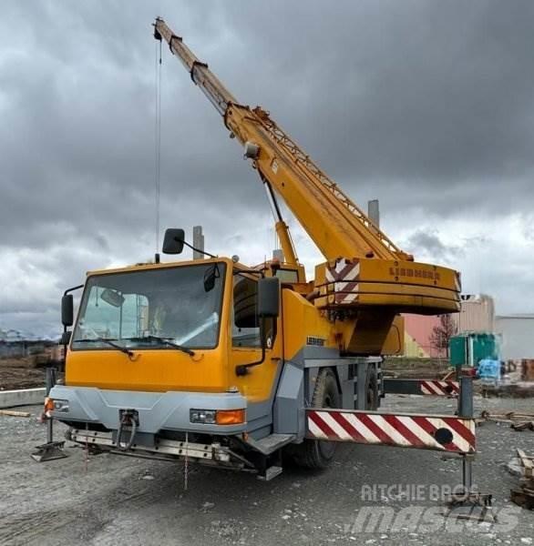 Liebherr LTM 1030 Smagās mašīnas ar celtni