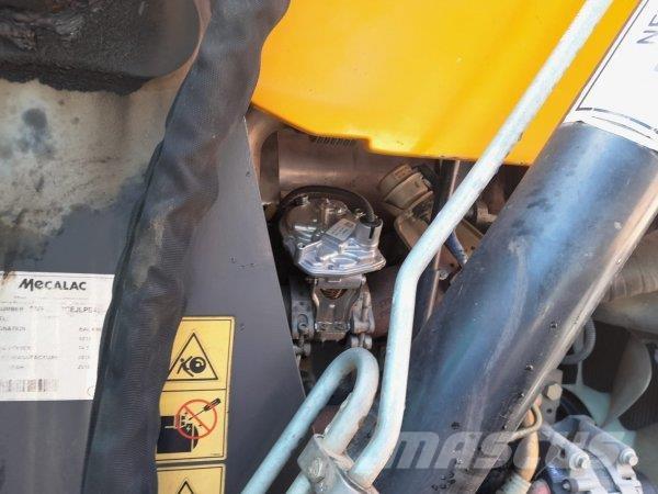 Mecalac TLB 990 Ekskavatori-iekrāvēji