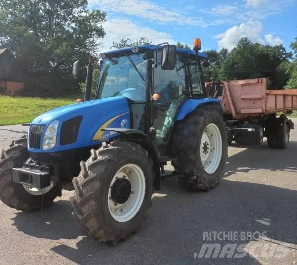 New Holland T5040 Pašizgāzējs