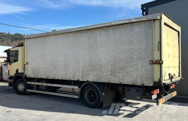Scania P230 LB Platformas/izkraušana no sāniem