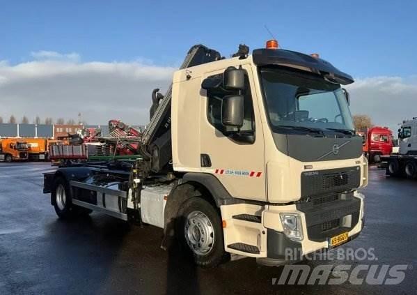 Volvo EE250 Smagās mašīnas ar celtni