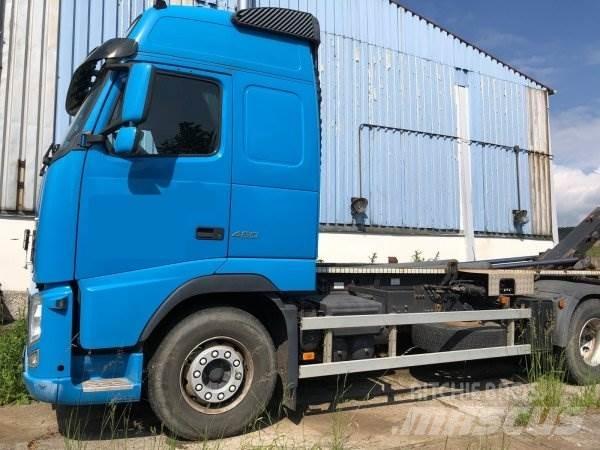 Volvo FH460 +Gergen Treileri ar āķi