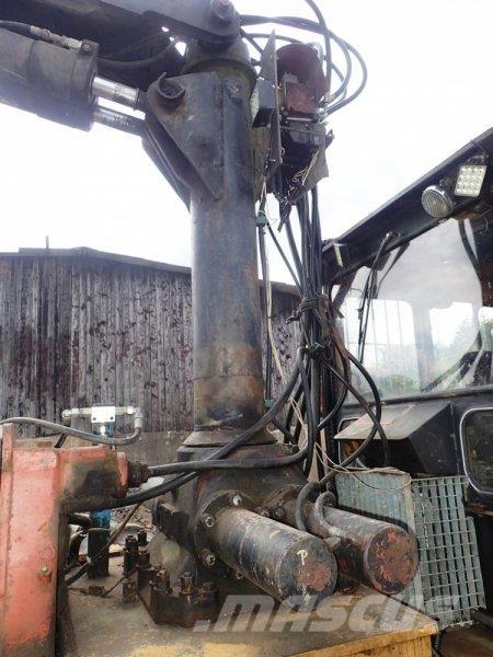 ZTS LKT 120 + přívěs Zaru savācēji