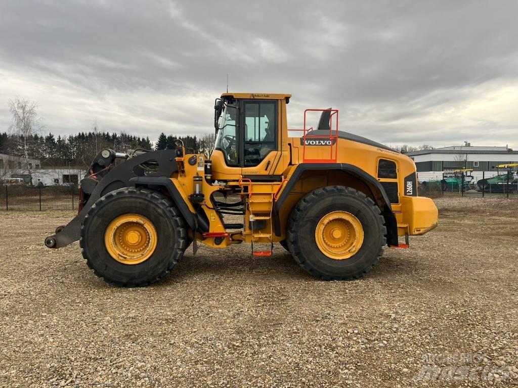 Volvo L 260 H Iekrāvēji uz riteņiem