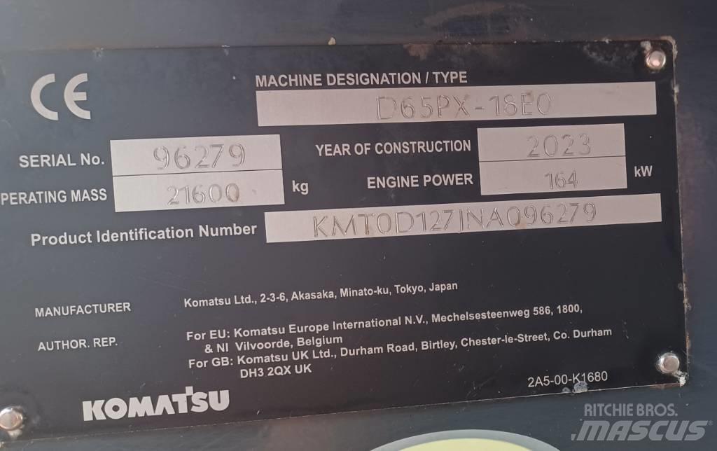 Komatsu D65PX-18 Kāpurķēžu buldozeri