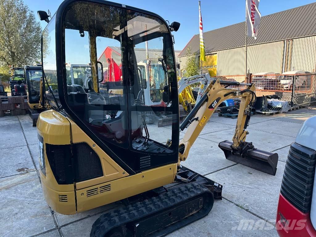 CAT 301.4 C Mini ekskavatori < 7 t