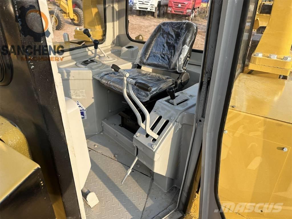 CAT D 7 R Kāpurķēžu buldozeri