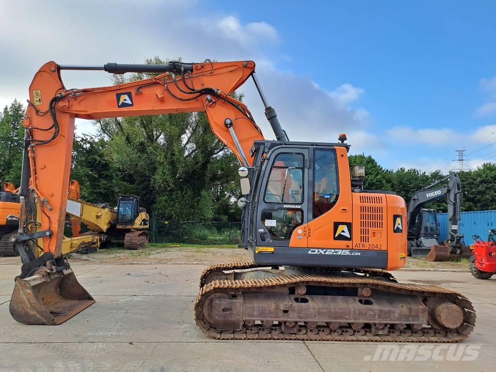 Doosan DX 235 LCR-5 Kāpurķēžu ekskavatori