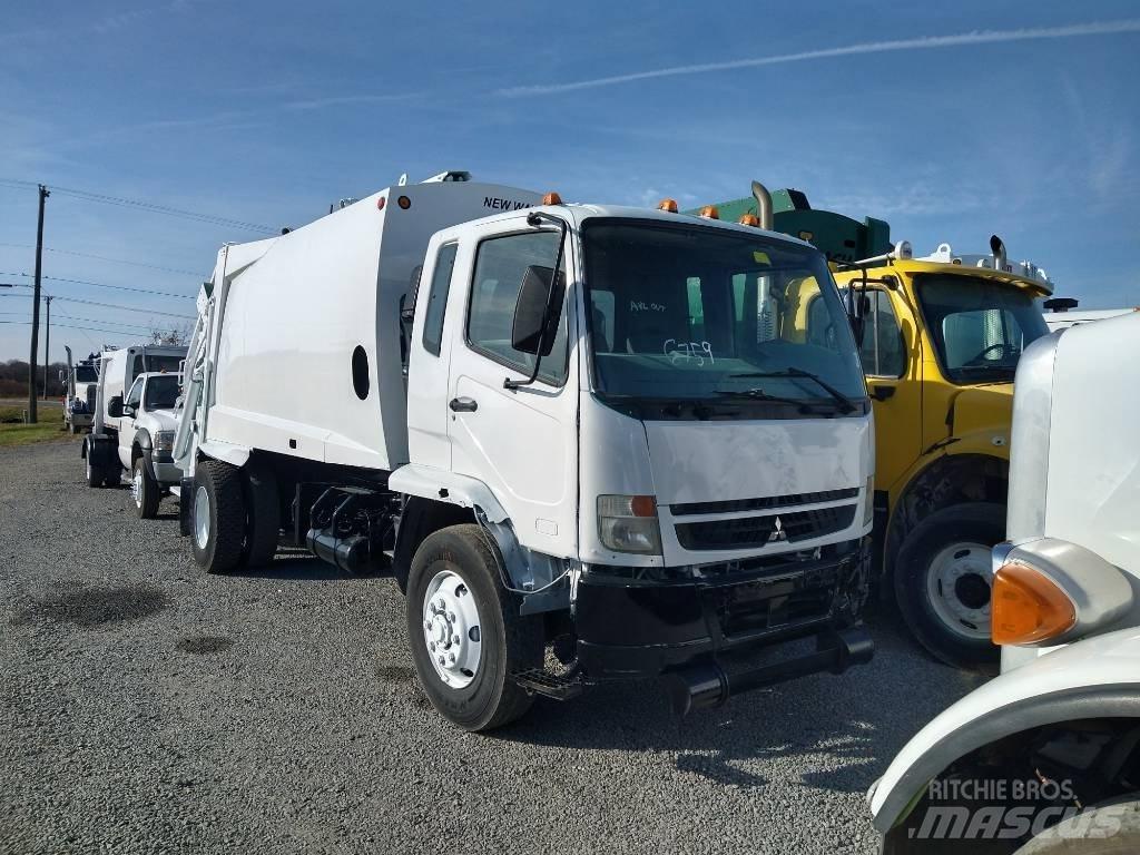 Mitsubishi Fuso Atkritumu izvešanas transports