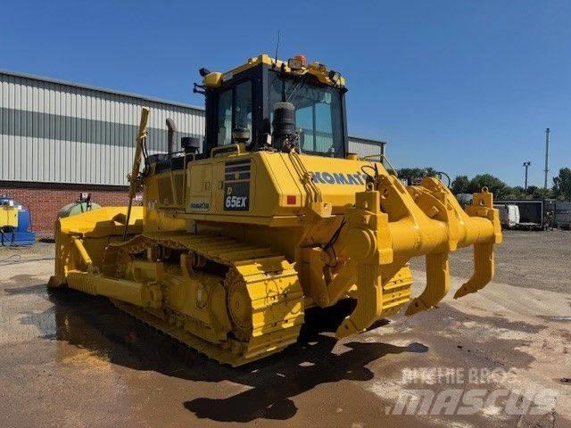 Komatsu D65EX-18 Kāpurķēžu buldozeri