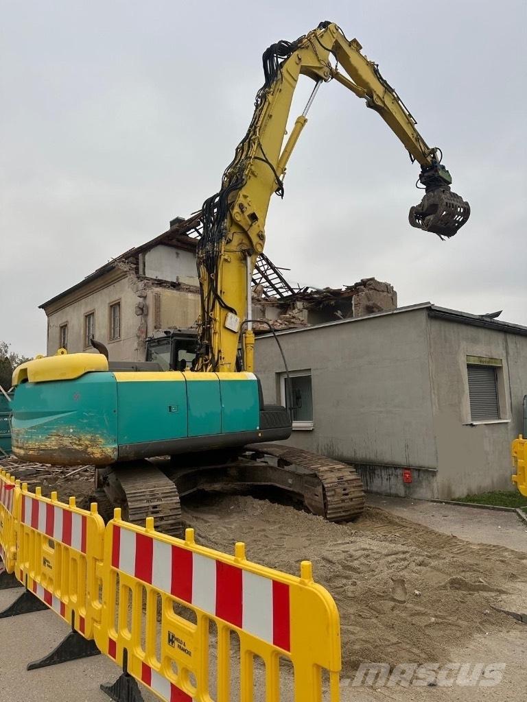 Hitachi LC 250 Demontāžas ekskavators