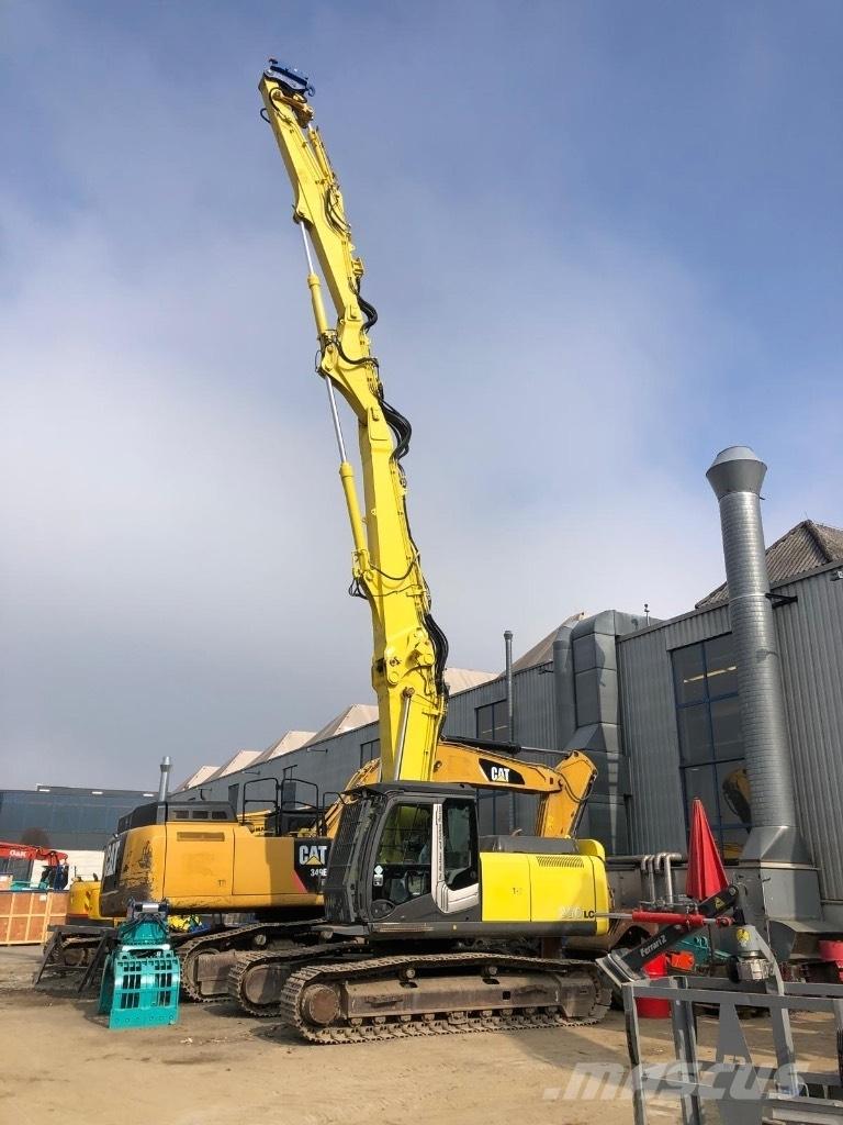 Hitachi LC 250 Demontāžas ekskavators