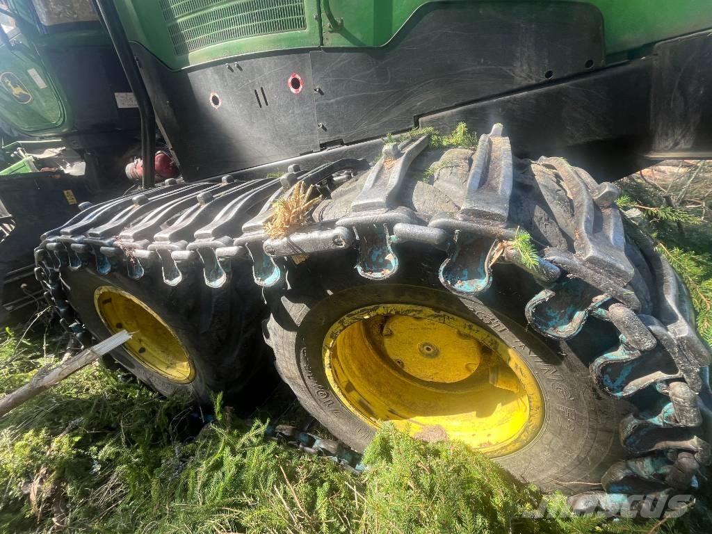 John Deere 1270 E Harvesteri