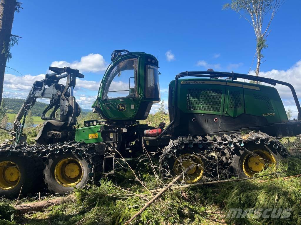 John Deere 1270 E Harvesteri