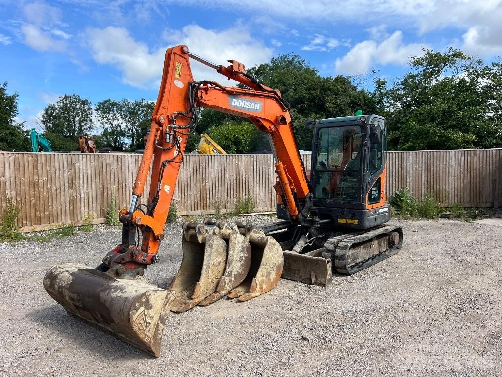 Doosan DX 63-3 Mini ekskavatori < 7 t