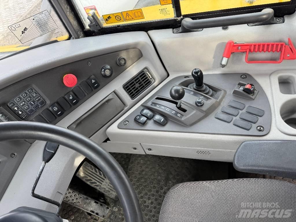 Volvo A 25 G Artikulētie pašizgāzēji