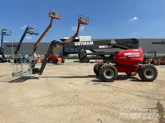 Manitou 200ATJ Strēles pacēlāji