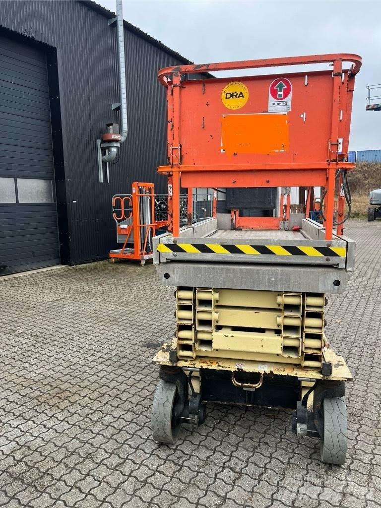 JLG 2646 ES Šķerveida pacēlāji