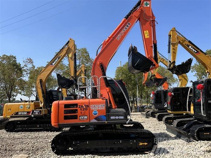 Hitachi ZX 120 Kāpurķēžu ekskavatori
