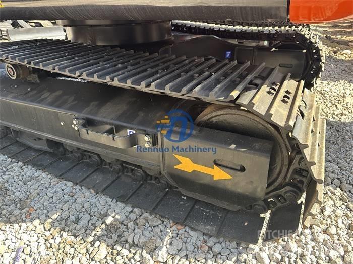 Hitachi ZX 120 Kāpurķēžu ekskavatori