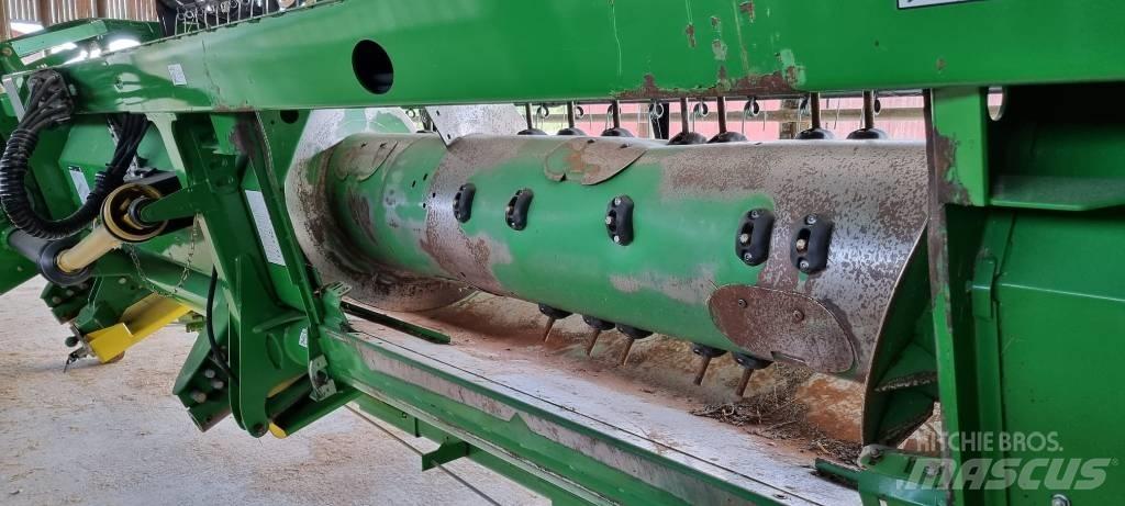 John Deere 625 X Ražas novākšanas galvas