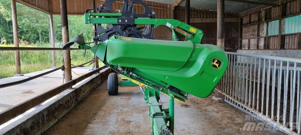John Deere 625 X Ražas novākšanas galvas