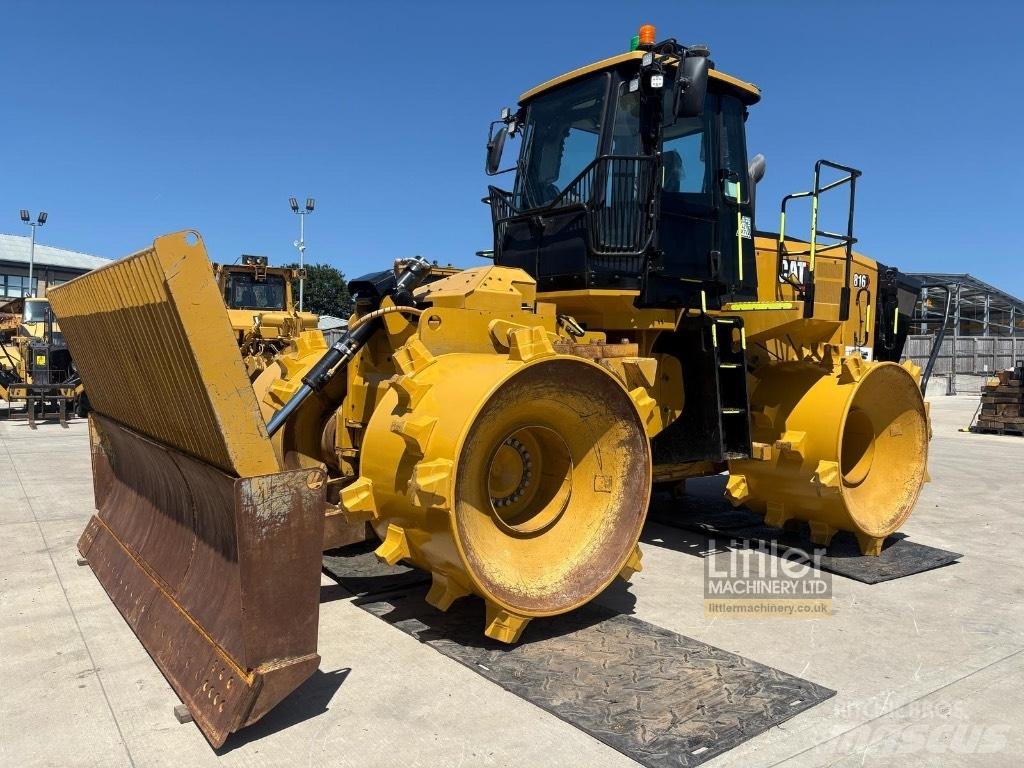 CAT 816 Atkritumu preses
