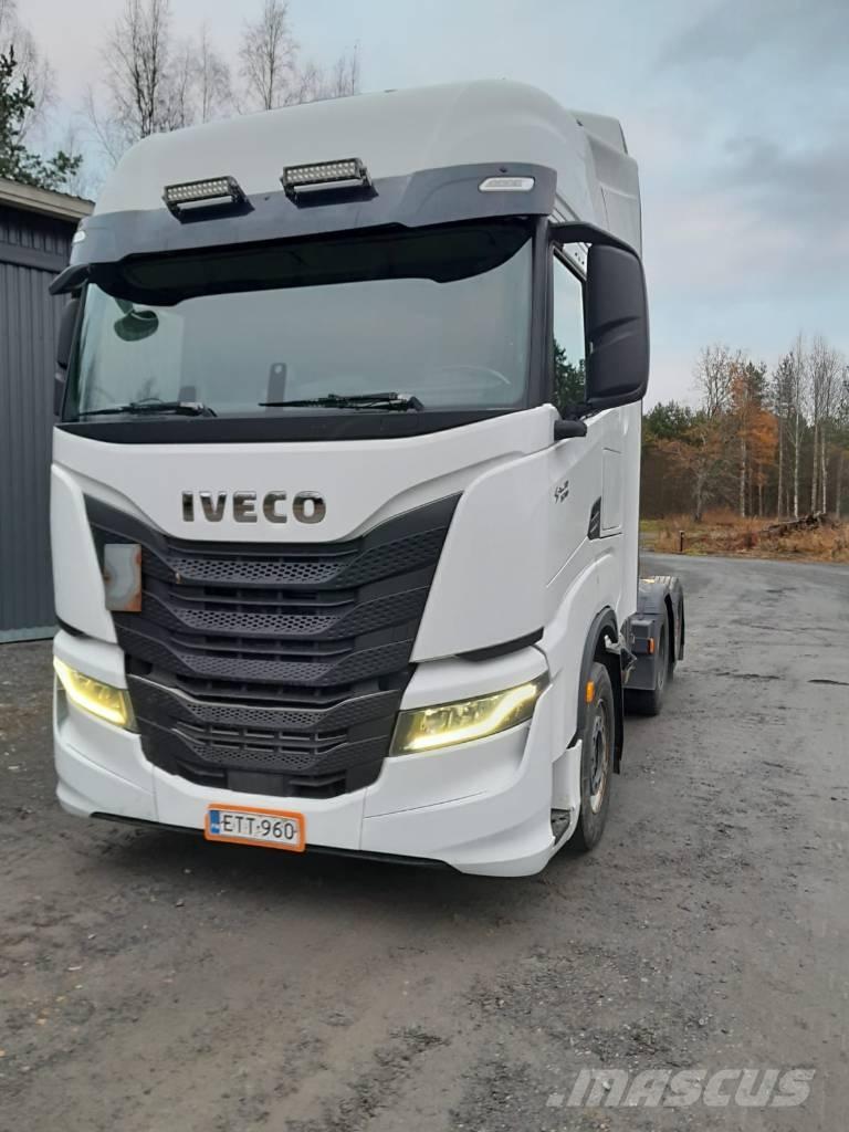 Iveco S-Way AS 440 Vilcēji