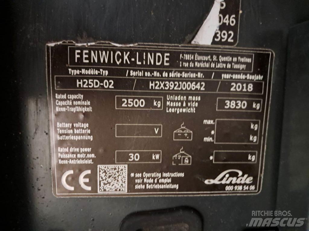 Linde H25D-02 Tehnika ar dīzeļa dzinēju
