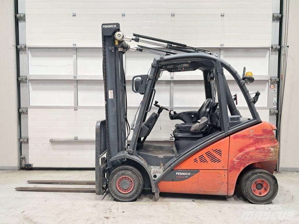 Linde H25D-02 Tehnika ar dīzeļa dzinēju