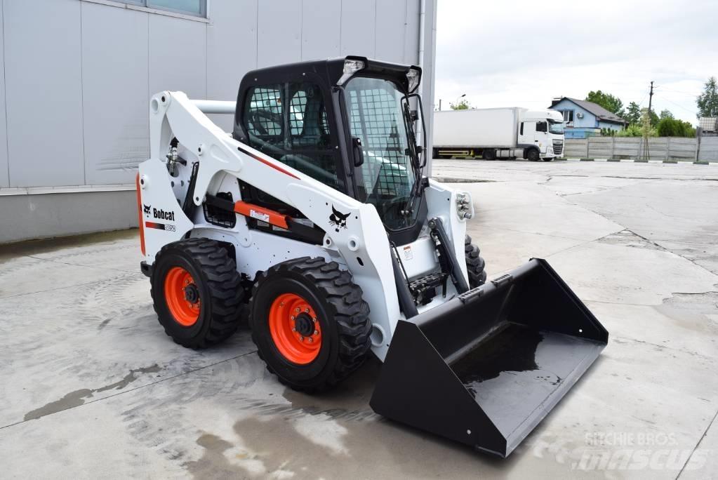 Bobcat S 650 Lietoti riteņu kompaktiekrāvēji