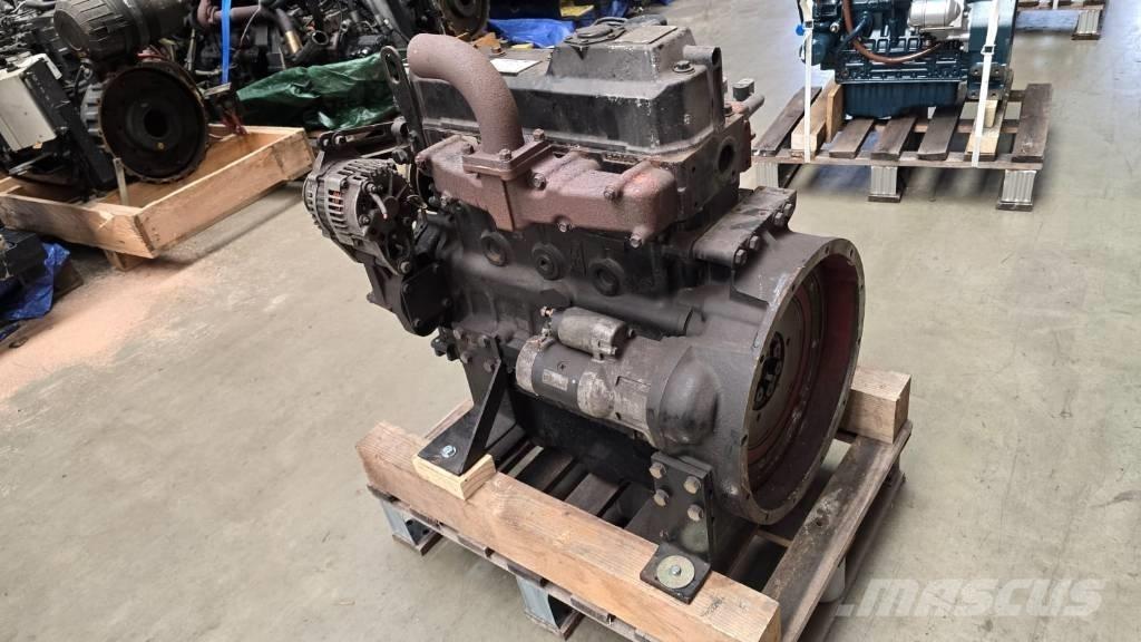 Yanmar 4TNV98 Dzinēji