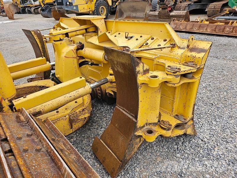 Komatsu D 61 PX-23 Kāpurķēžu buldozeri