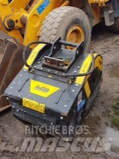 MB Crusher BF70.2 S4 Ekskavatori-iekrāvēji