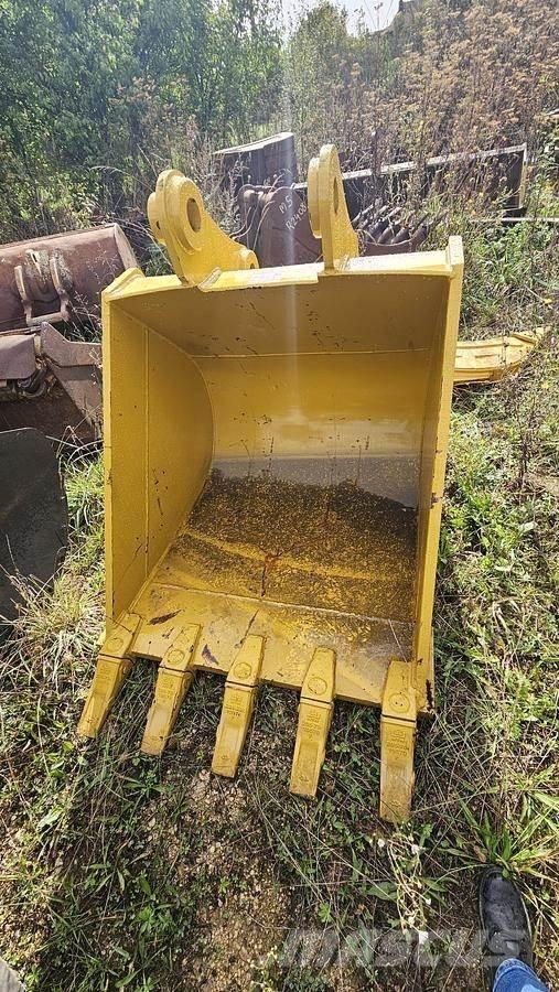 Komatsu PC200 Kausi