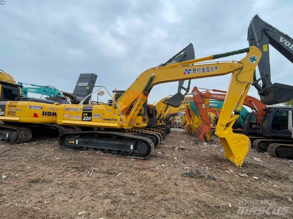 Komatsu PC 220 Kāpurķēžu ekskavatori