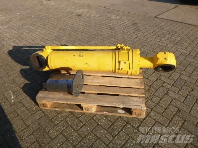 Komatsu WA600 Hidraulika