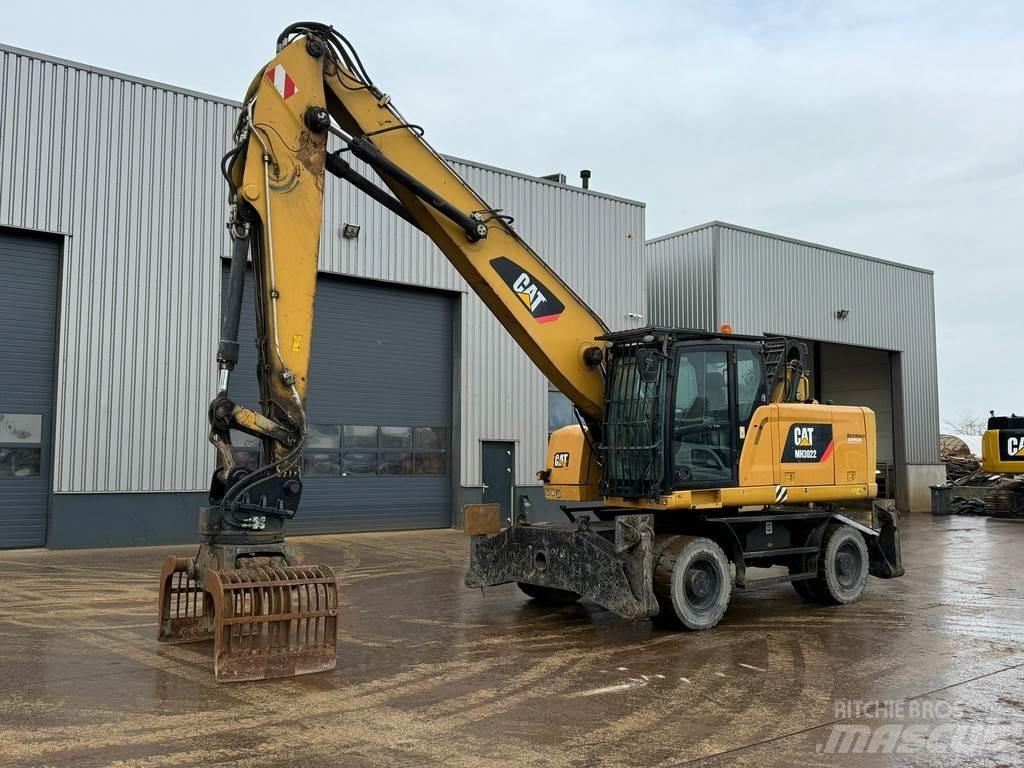 CAT MH3022 Industriālie iekrāvēji