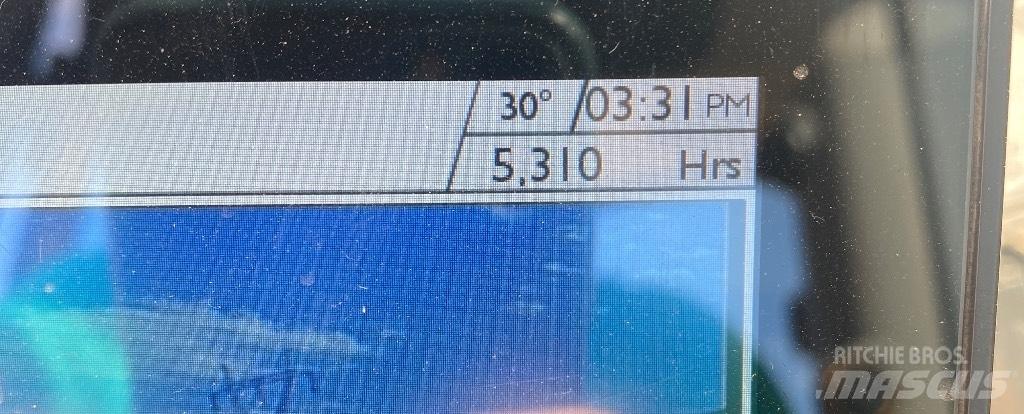 JCB 220 Kāpurķēžu ekskavatori