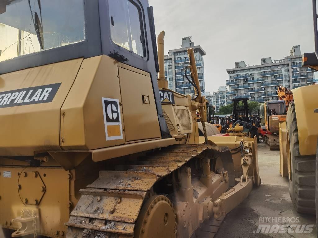 CAT D 6 G Kāpurķēžu buldozeri
