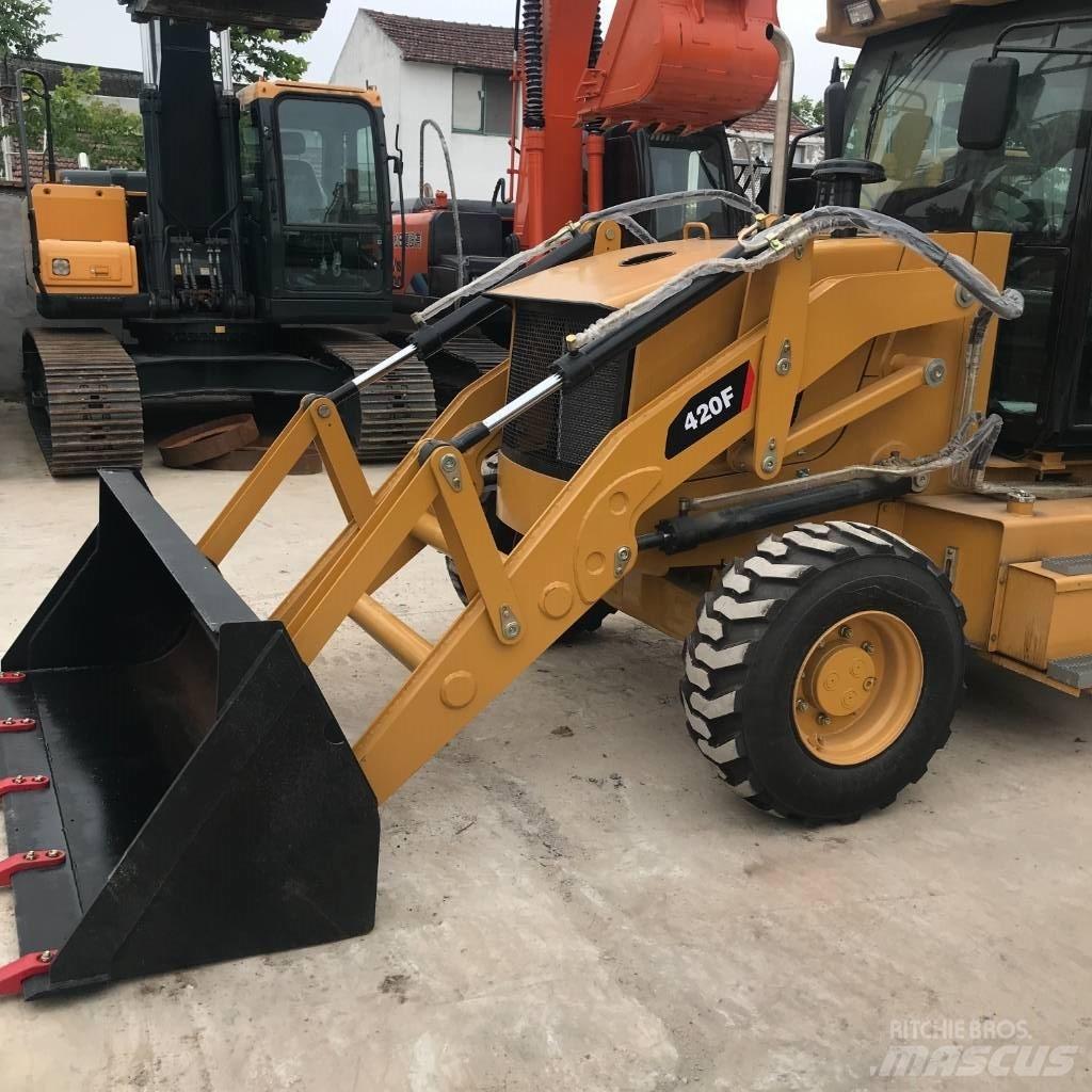 CAT 420 F Ekskavatori-iekrāvēji