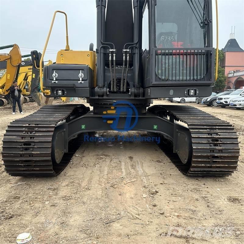 Volvo EC 240 Kāpurķēžu ekskavatori