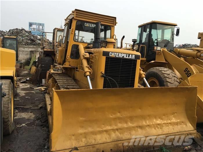 CAT D 6 D Kāpurķēžu buldozeri